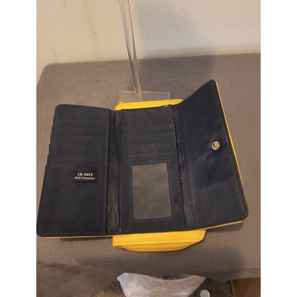 Nautica Womens Wallet Yellow Blue Credit Card ID Holder Zippered - Picture 6 of 9